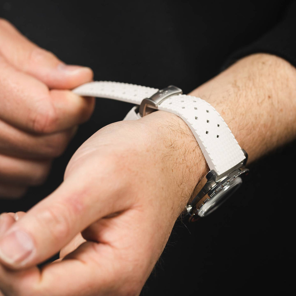 Magic Bracelet Wear Helping Hand Watch HolderClasp Fastener Tools