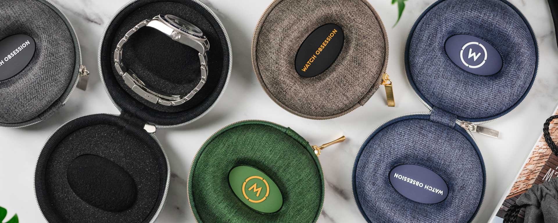 5 twill fabric travel single watch cases made of a durable twill fabric and in a variety of colours including grey, green, blue and brown.