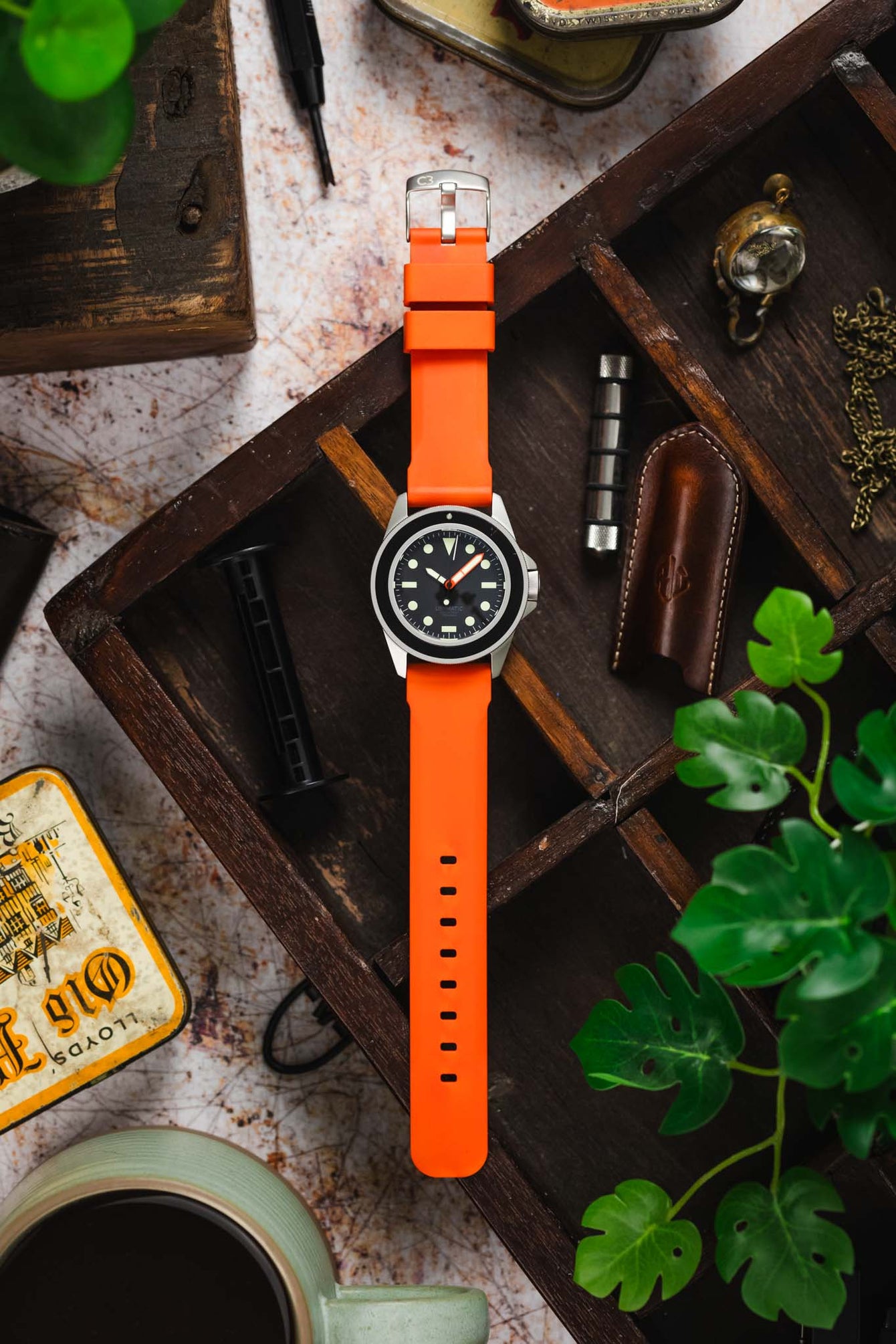 Bonetto Cinturini 317 Premium Rubber Watch Strap in ORANGE