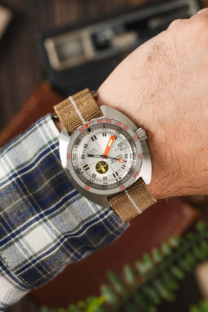 Doxa SUB 300 Searambler Silver Lung Limited Edition fitted with Erika's Original SAHARA MN watch strap with lumed centerline on wrist