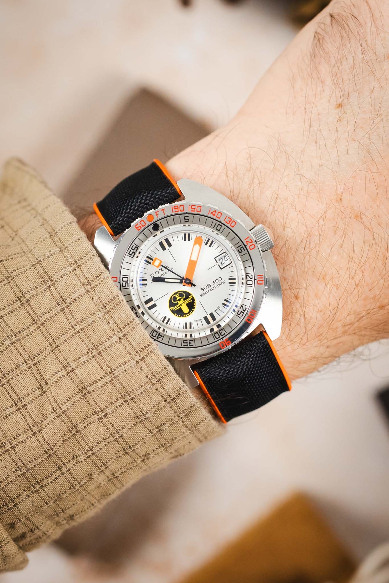 Hirsch ARNE Sailcloth Effect Performance Watch Strap - BLACK/ORANGE