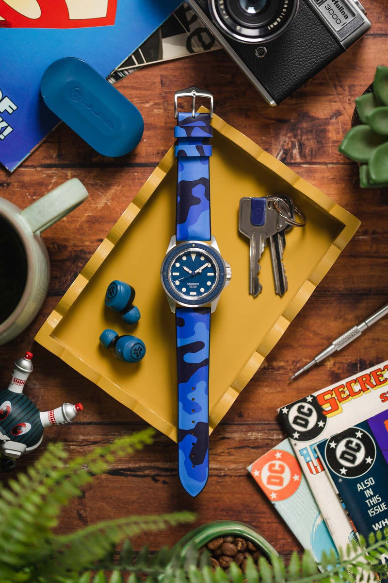 blue rubber watch strap