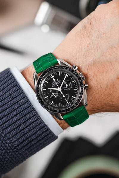 Hirsch LONDON Shiny Alligator Leather Watch Strap in GREEN