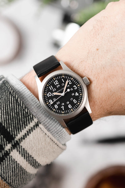 Hirsch TORONTO NQR Fine-Grained Leather Watch Strap in BLACK