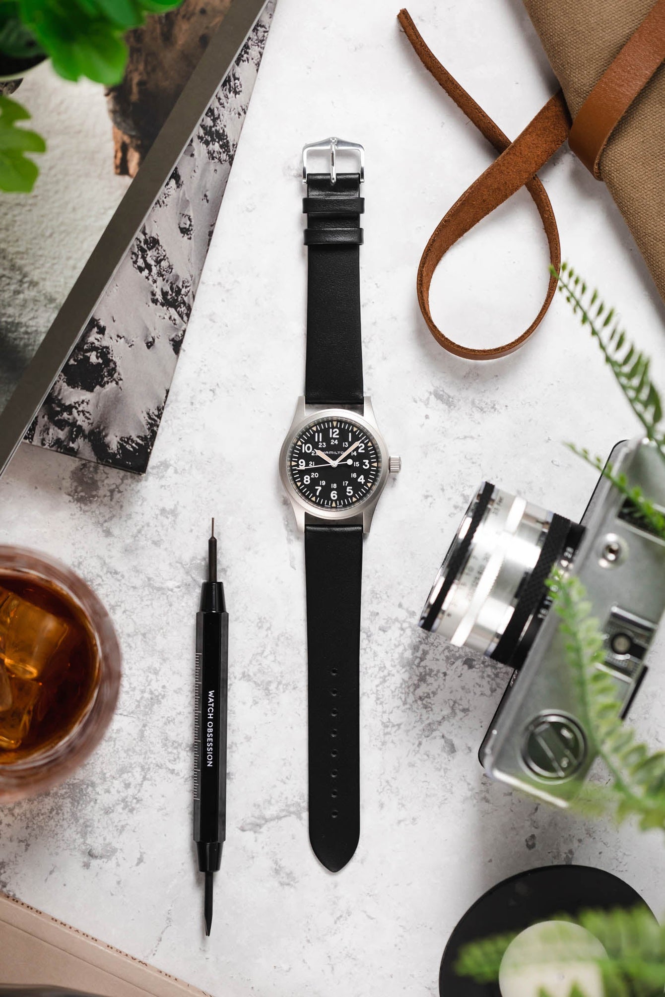 Hirsch TORONTO Quick Release Fine-Grained Leather Watch Strap in BLACK