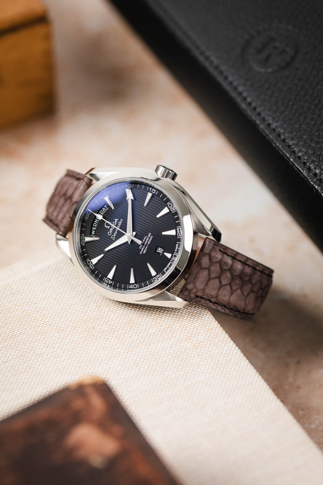 Classic Gallo Leather Watch Strap in Matte Vintage Brown