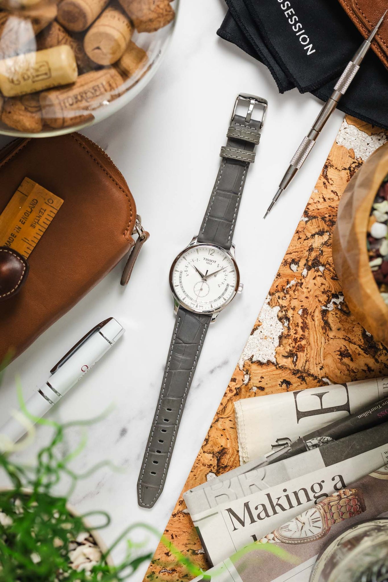 Morellato SOCCER Alligator-Embossed Calfskin Leather Watch Strap in GREY