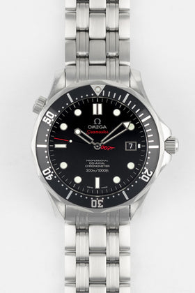 A top-down view of an Omega Seamaster James Bond Collector's Edition watch (212.30.41.20.01.001) with a black dial featuring a 