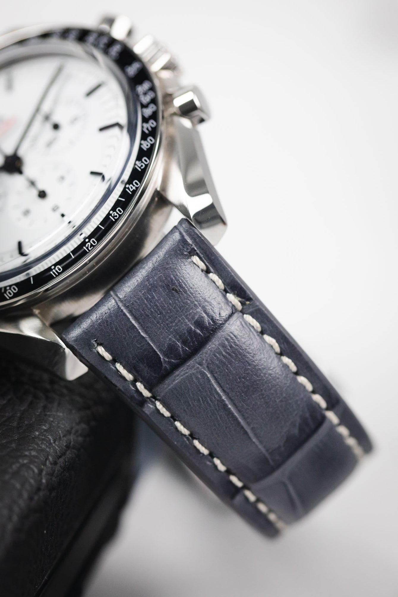 RIOS1931 BOSTON Alligator-Embossed Leather Watch Strap in STONE GREY