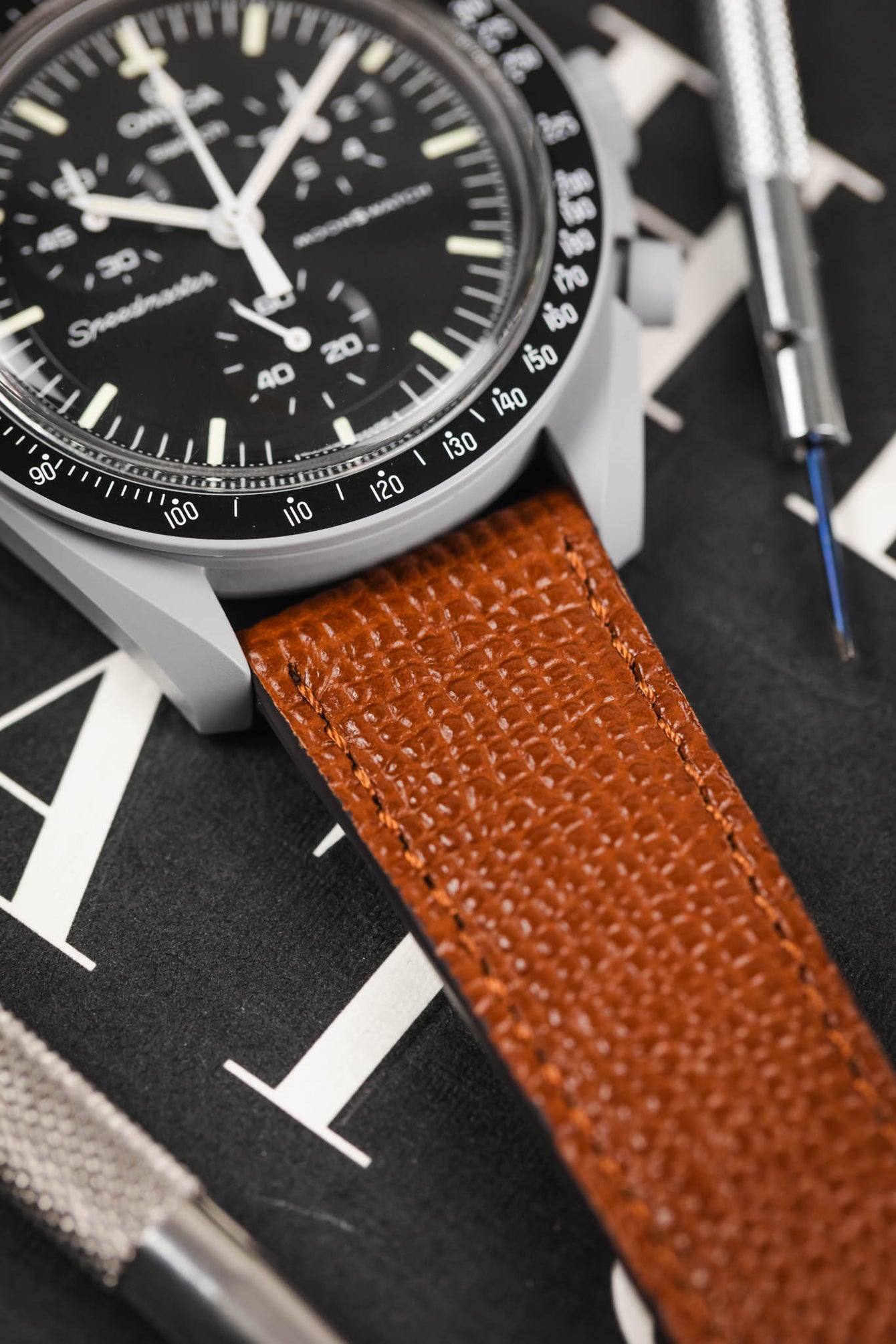 RIOS1931 FRENCH Leather Watch Strap in COGNAC