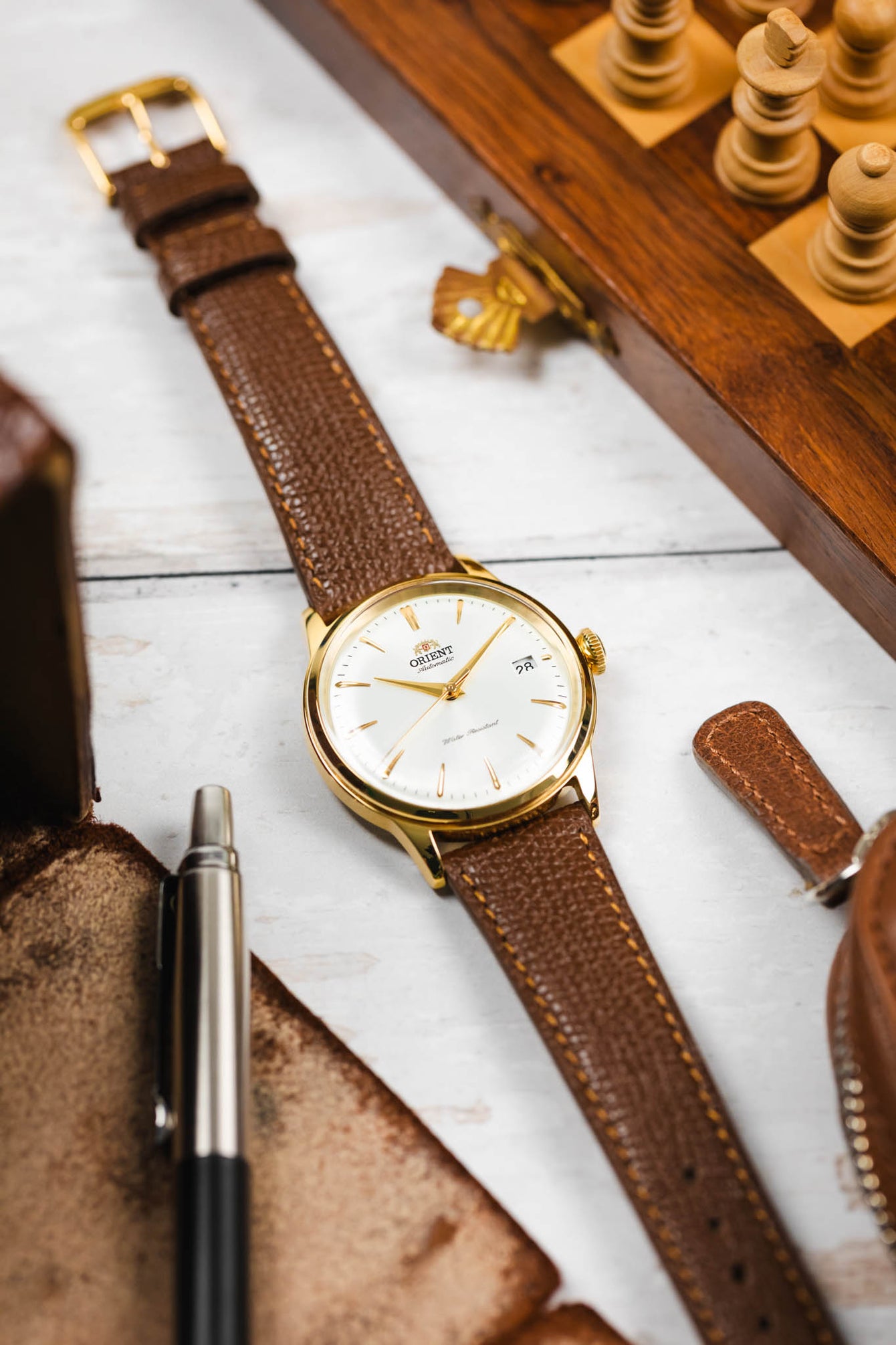 RIOS1931 FRENCH Leather Watch Strap in TOBACCO