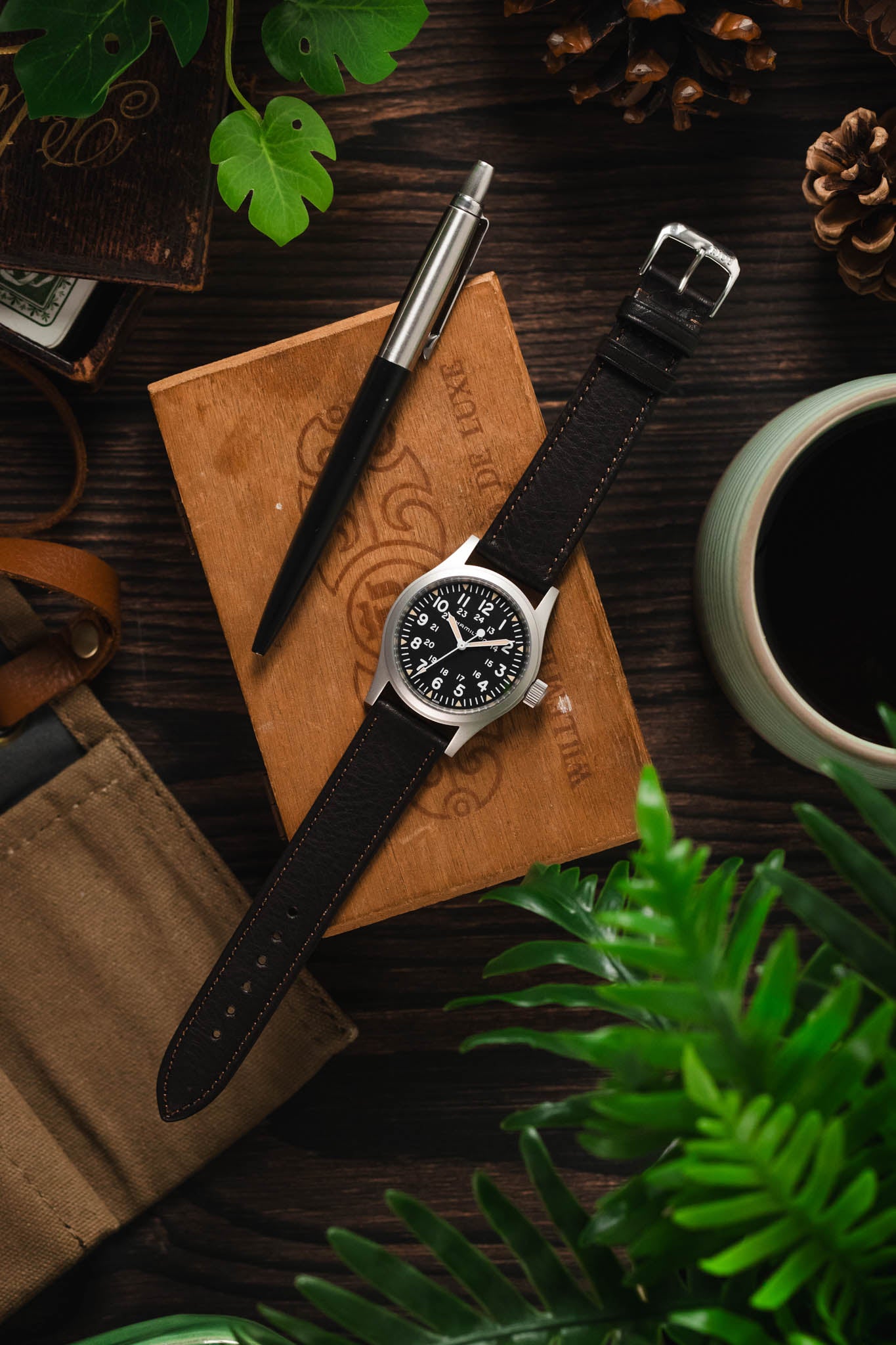 RIOS1931 LOUISIANA Alligator-Embossed Leather Watch Strap in