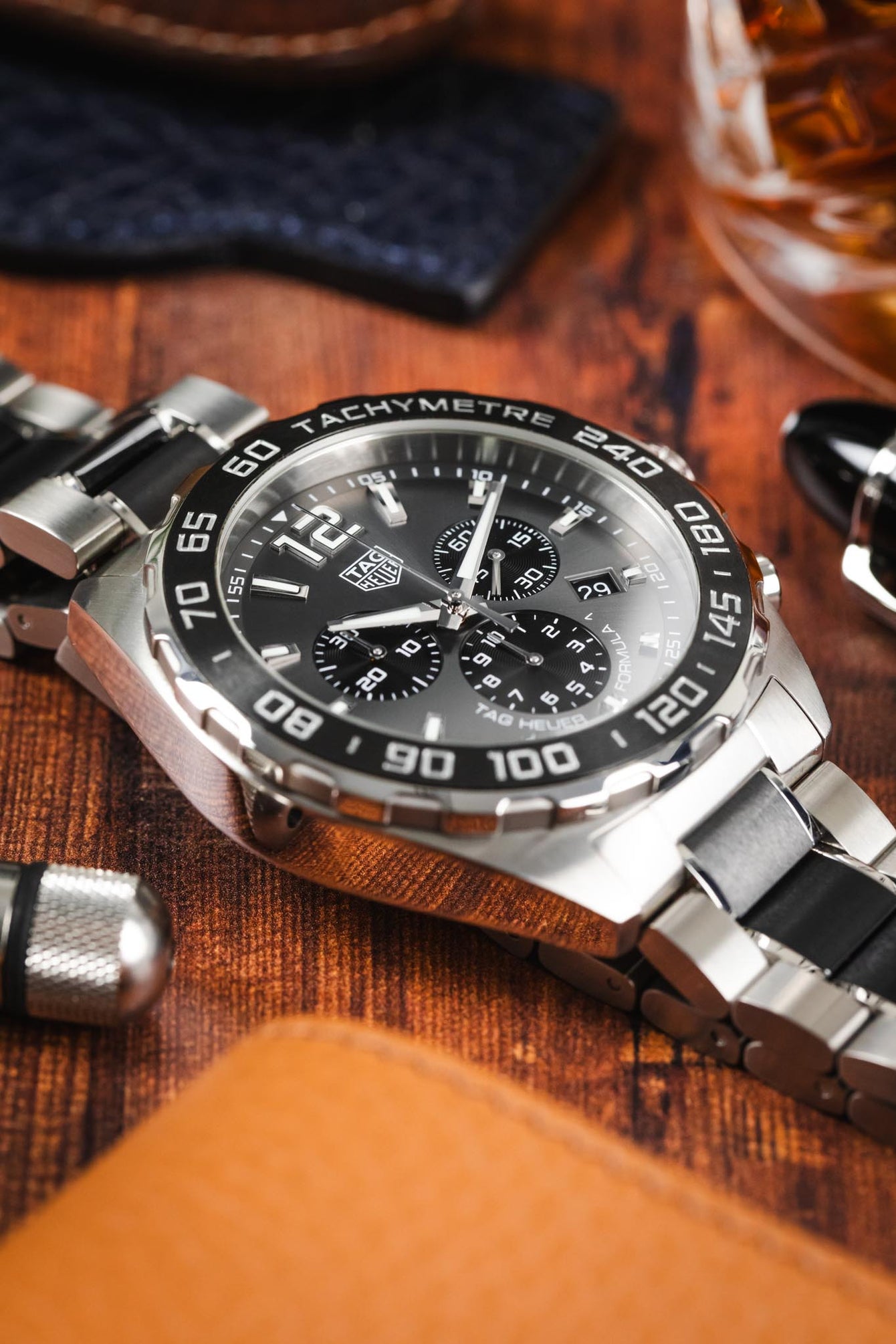 TAG HEUER Formula Quartz Watch – Grey Sunray Brushed Dial 43mm