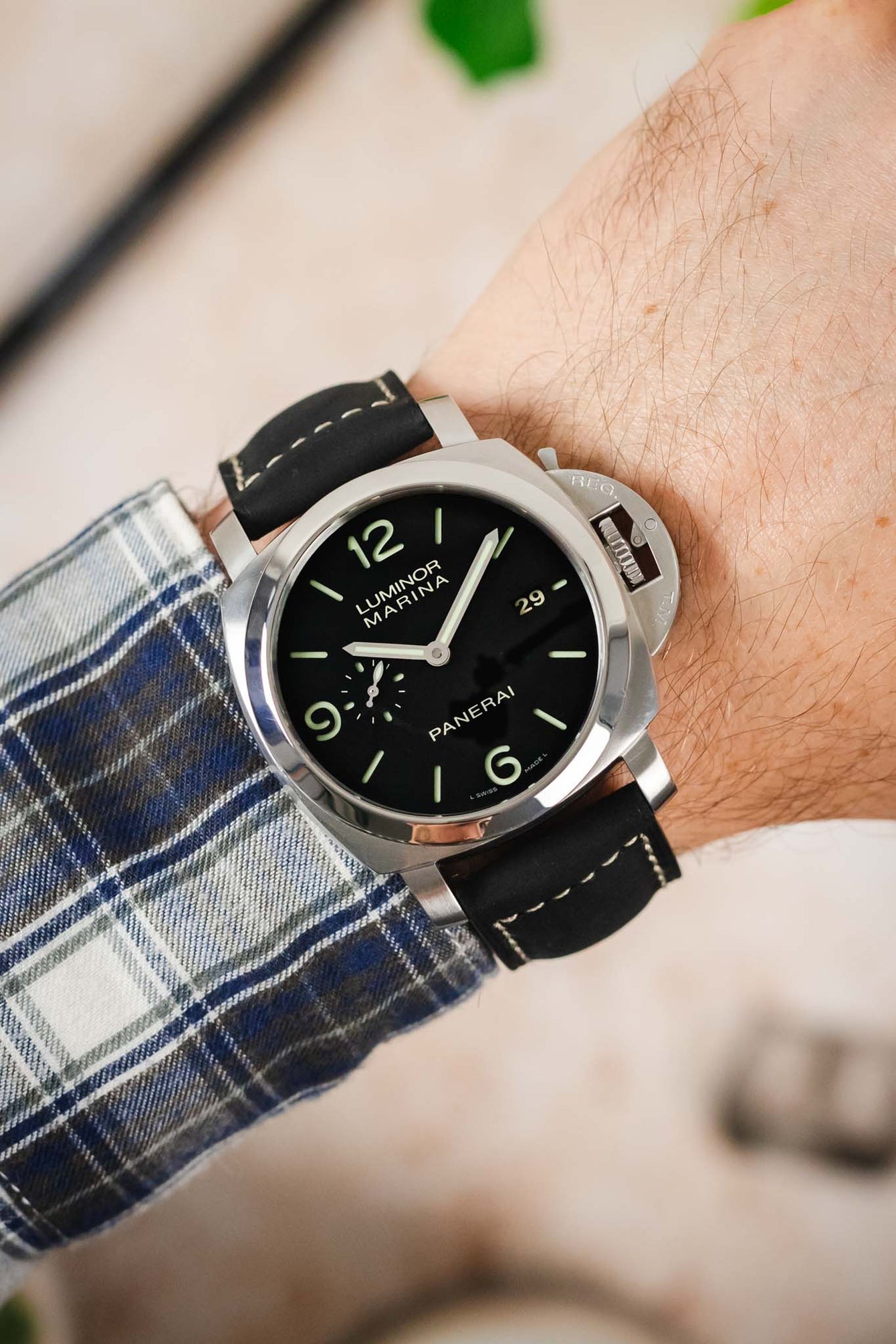 Padded Crazy Horse Watch Strap in BLACK 22mm/20mm 115mm/75mm Without Buckle