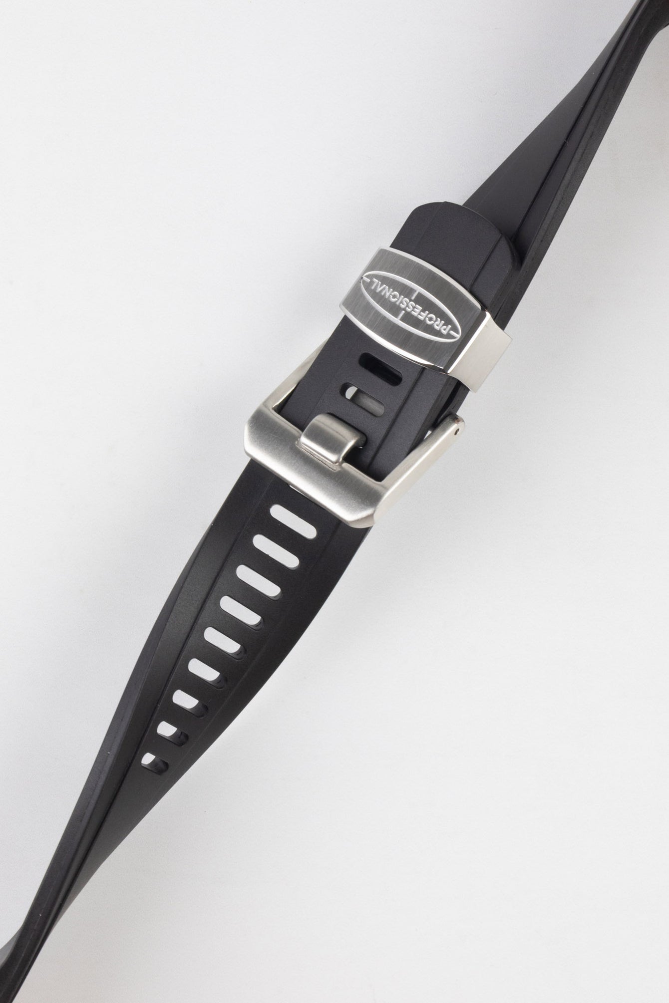 CRAFTER BLUE CB13 Rubber Watch Strap for Seiko MM200 Series – BLACK with Rubber Keepers