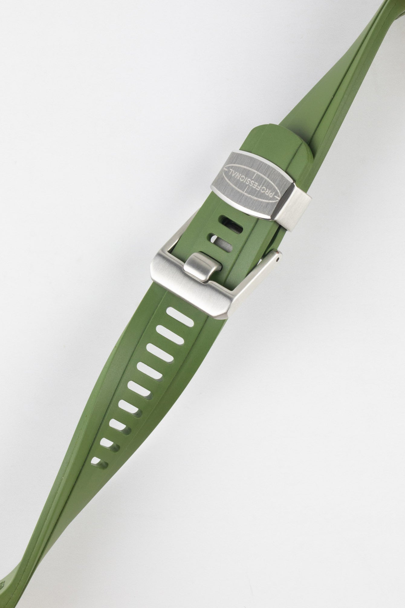 CRAFTER BLUE CB13 Rubber Watch Strap for Seiko MM200 Series – GREEN with Rubber Keepers