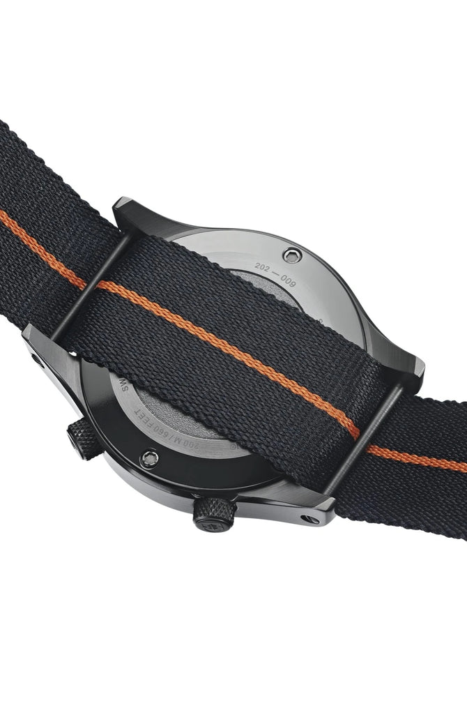 quartz stainless steel watch 
