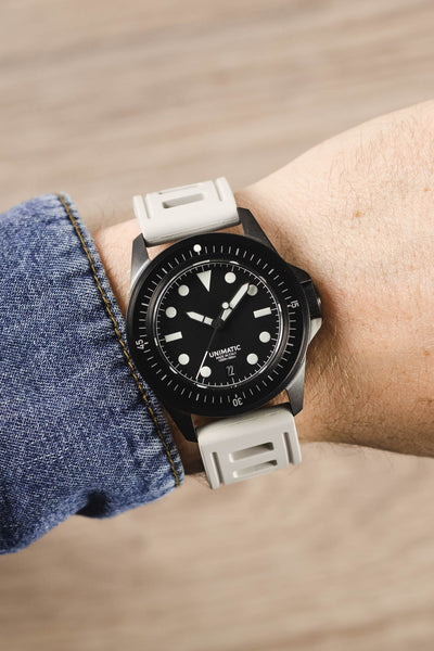 ISOfrane Rubber Dive Watch Strap in LIGHT GREY