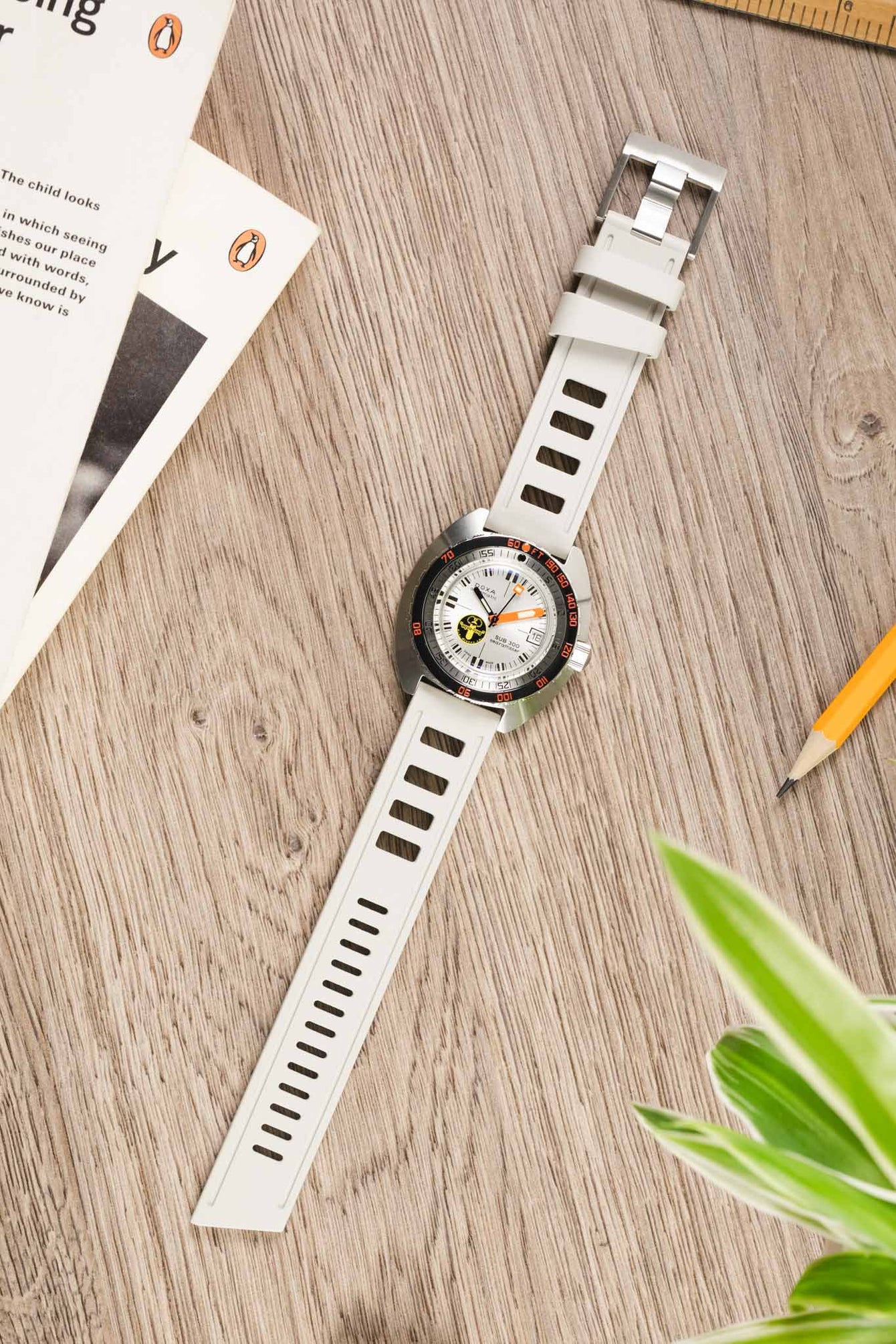 ISOfrane Rubber Dive Watch Strap in LIGHT GREY WatchObsession