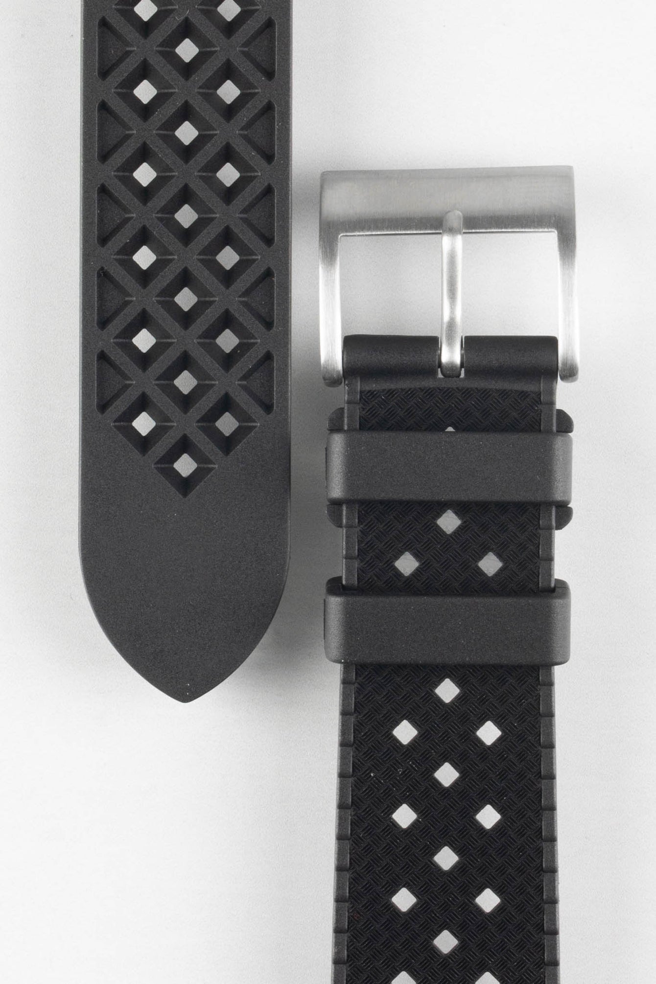 textured rubber dive watch strap 