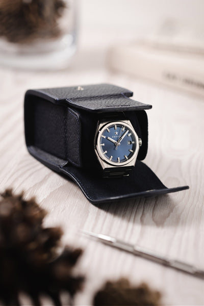 single leather watch case