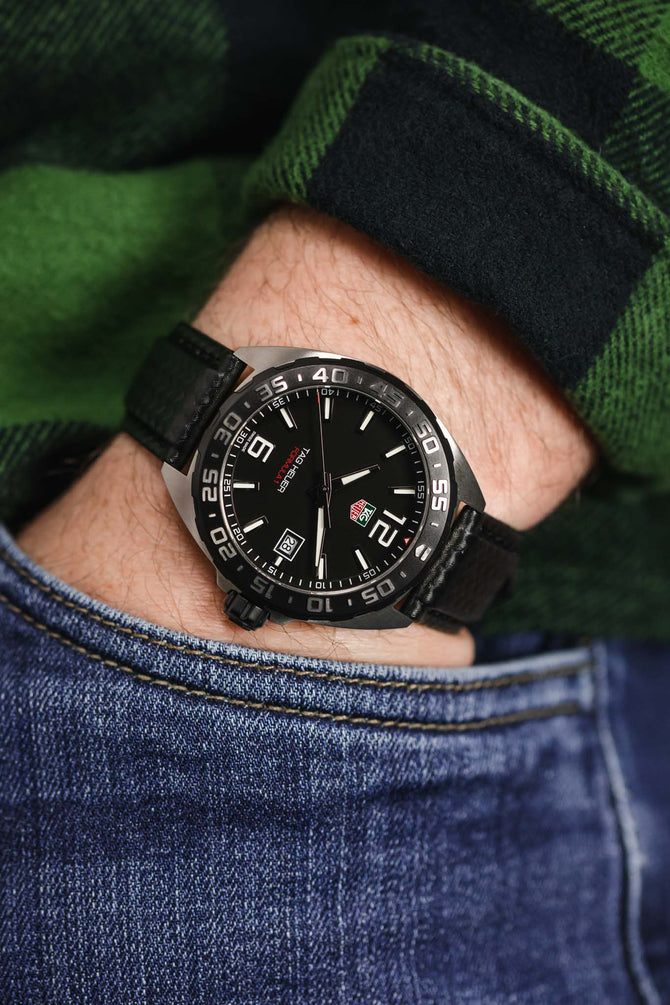 Morellato BIKING Carbon Fibre-Embossed Calfskin Leather Watch Strap in BLACK with BLACK Stitch