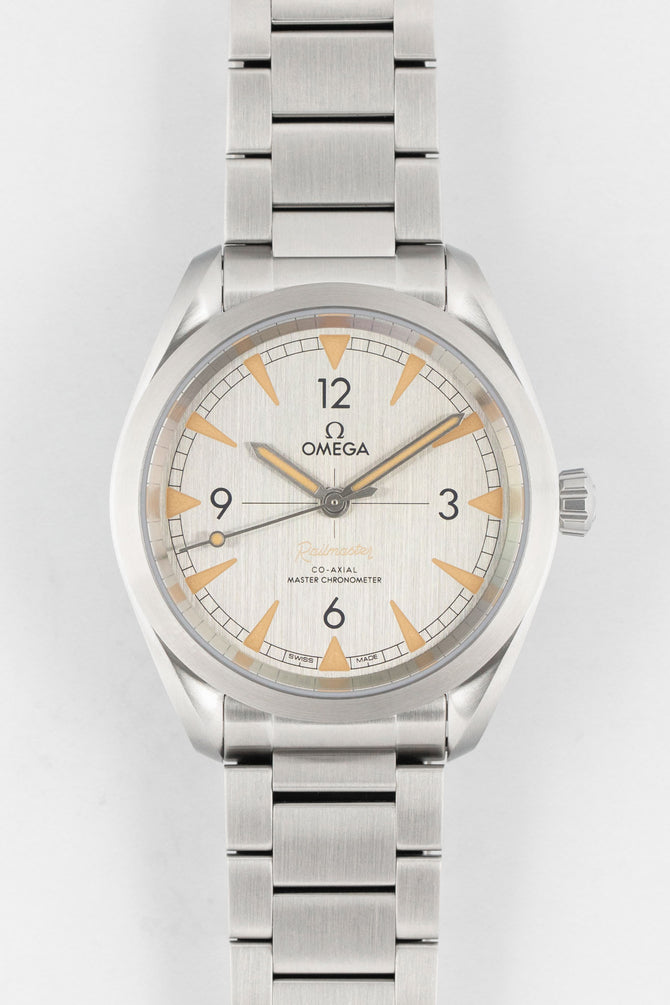 OMEGA Railmaster 40mm - Grey