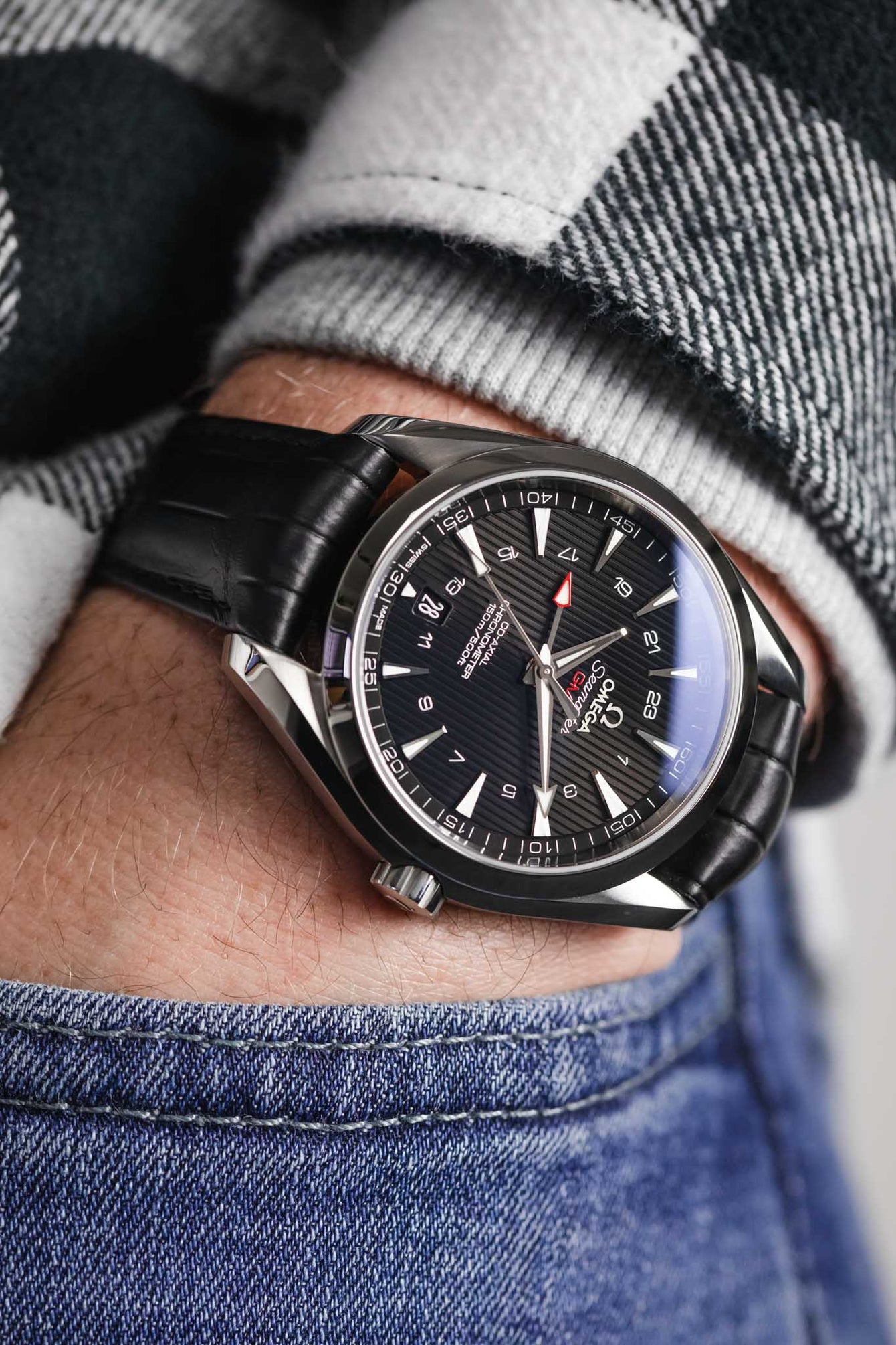 OMEGA Seamaster Aqua Terra GMT 150m Co‑Axial Chronometer 43mm  - Black Teaked Dial & Black Alligator Strap