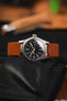 RIOS1931 CLASSIC Low-Profile Leather Watch Strap in COGNAC