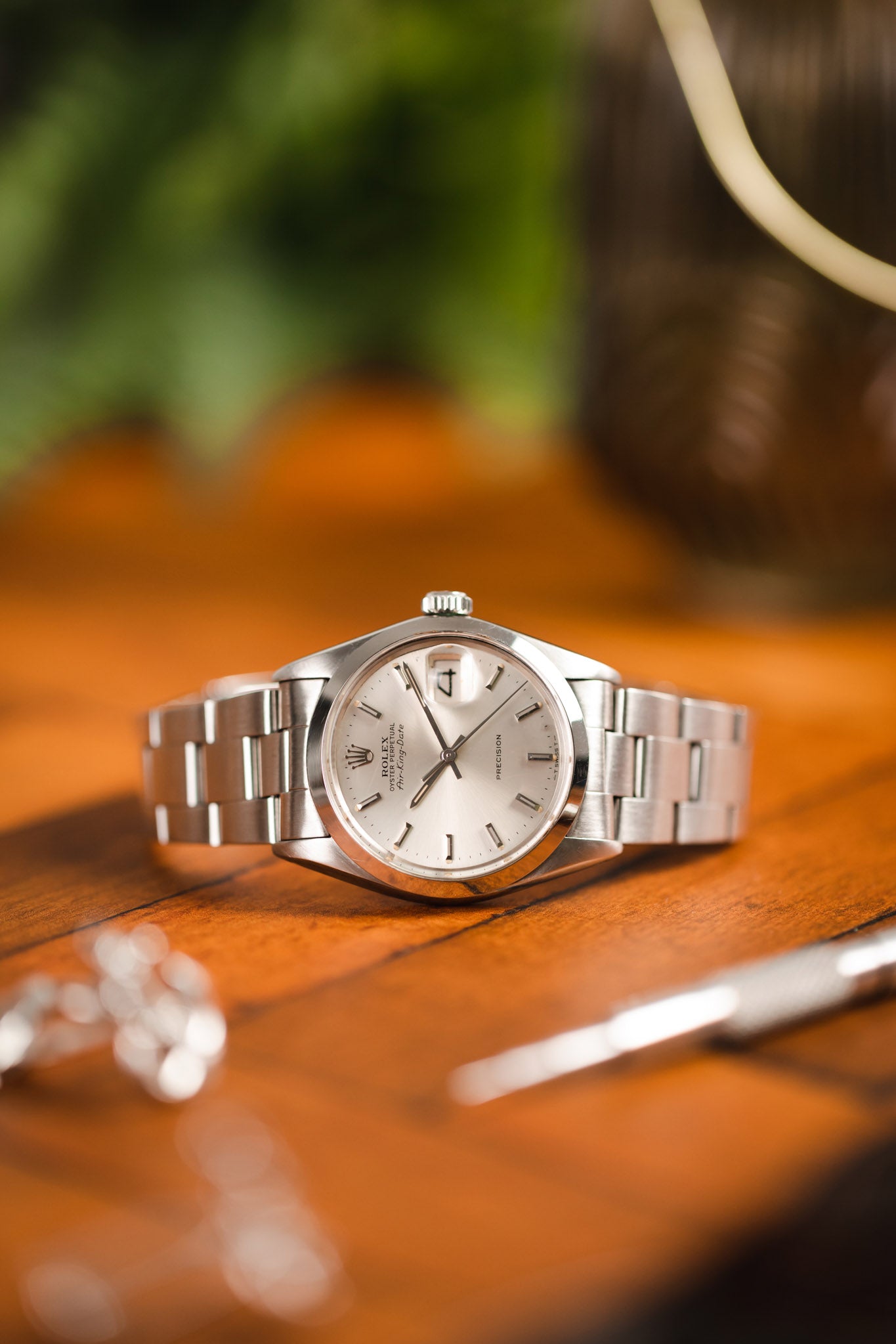 ROLEX 5700 0 AirKing Oyster Perpetual Date c.1972 34mm Automatic Watch Silver Dial