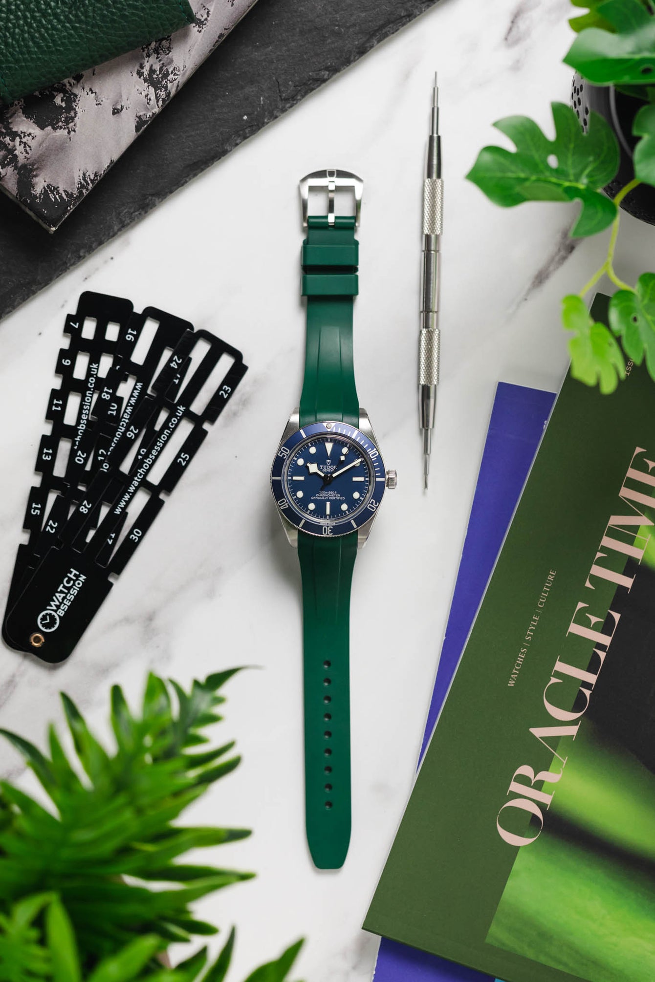VANGUARD Integrated Rubber Watch Strap for Tudor Black Bay 58 in GREEN